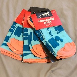 Altra Mini-Crew Socks